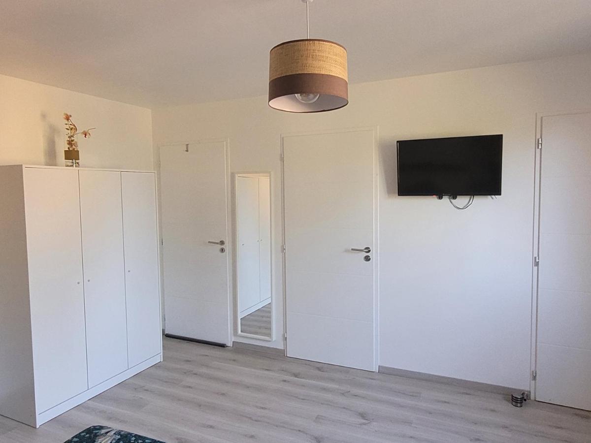Appartement Tout Equipe En Rez-De-Jardin Entre Gard Et Ardeche Saint-Julien-de-Peyrolas Exteriör bild